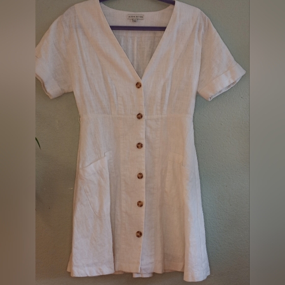 Moon River Classic Preppy Linen Coastal Button Front VNeck A Line Pocketed Dress - Picture 4 of 7